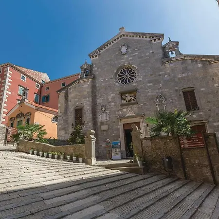 Apartment One-bedroom In Rabac